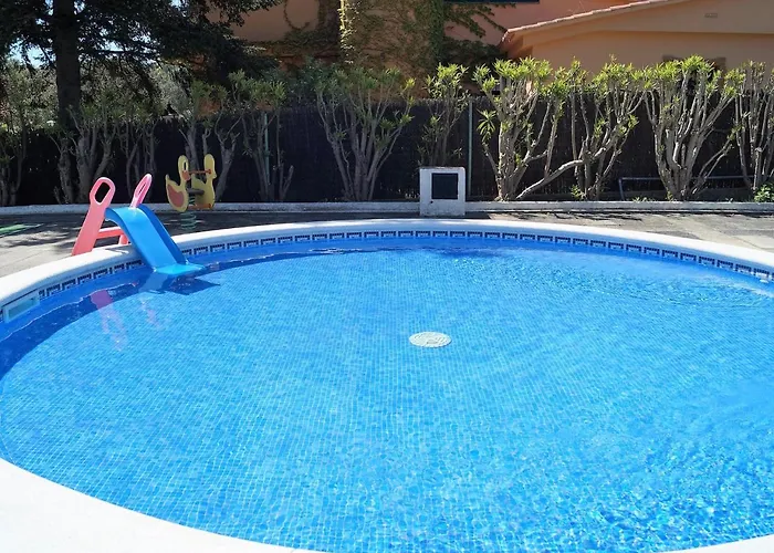 H32 Villa Lloret de Mar